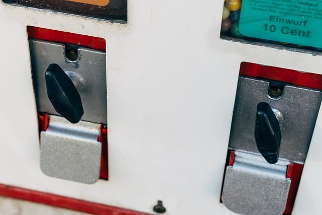 In Japan There Is One Vending Machine For Every 40 People